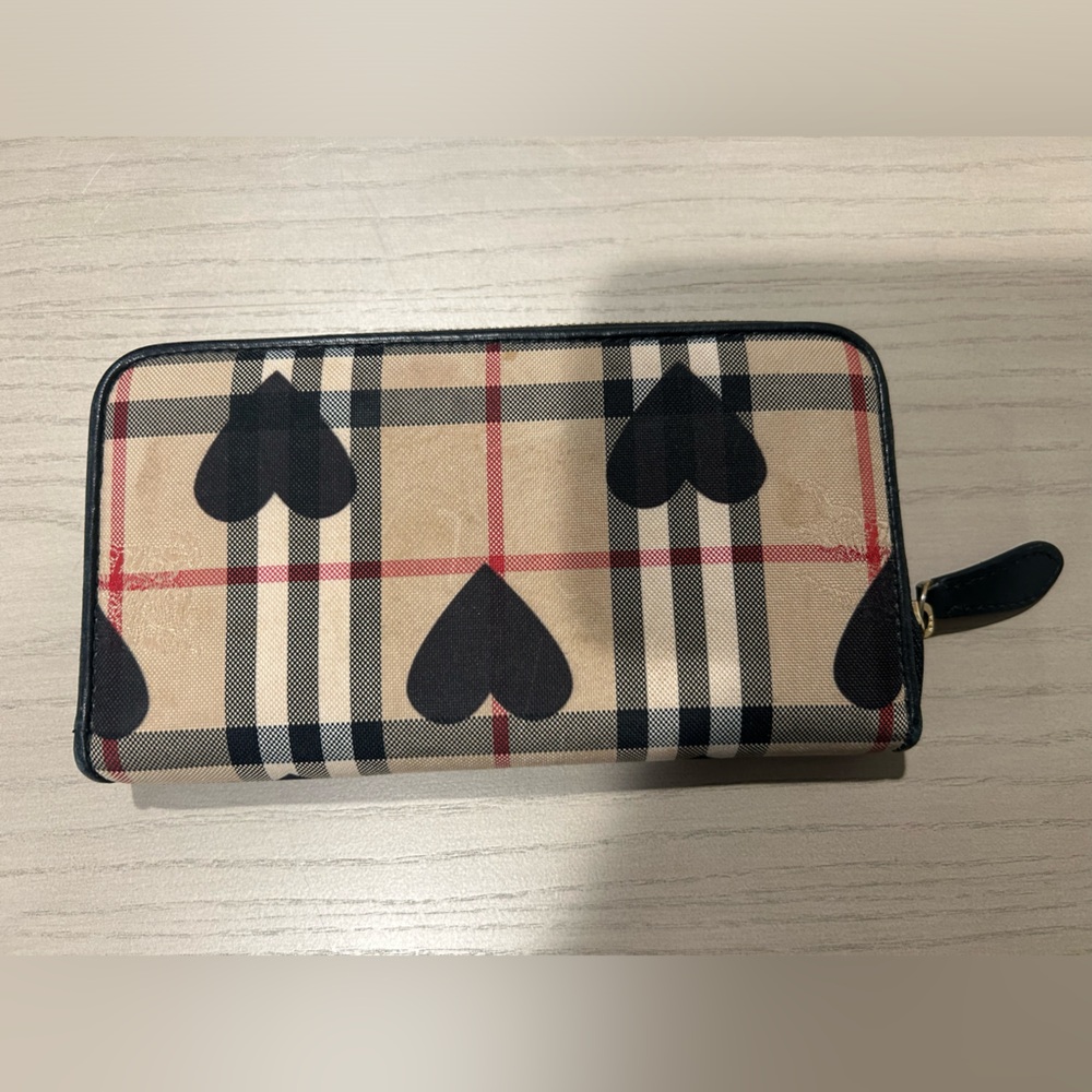 Burberry Heart Pattern Wallet - Picture 2 of 3